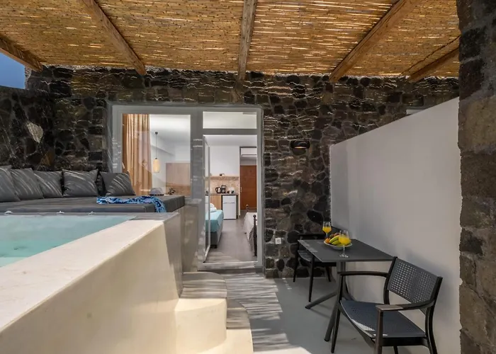 Gem - * Perivolos (Santorini)