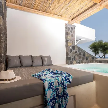 Gem - Playa de Perivolos