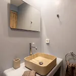 Gem - Perivolos (Santorini)