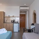 Apartment Gem - *